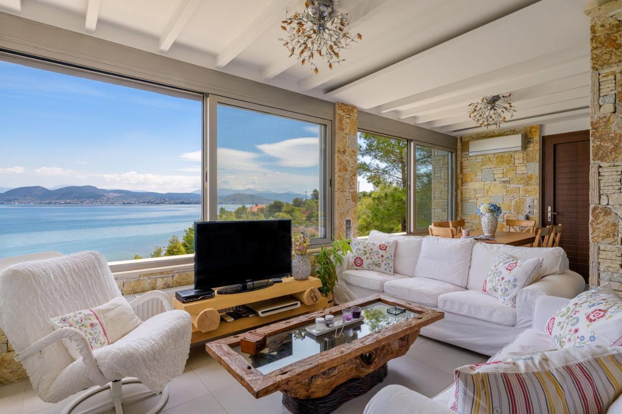Crystal Beach Villa Халкис Екстериор снимка