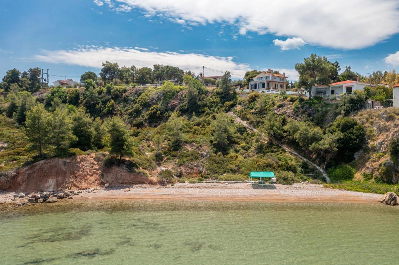 Crystal Beach Villa Халкис Екстериор снимка