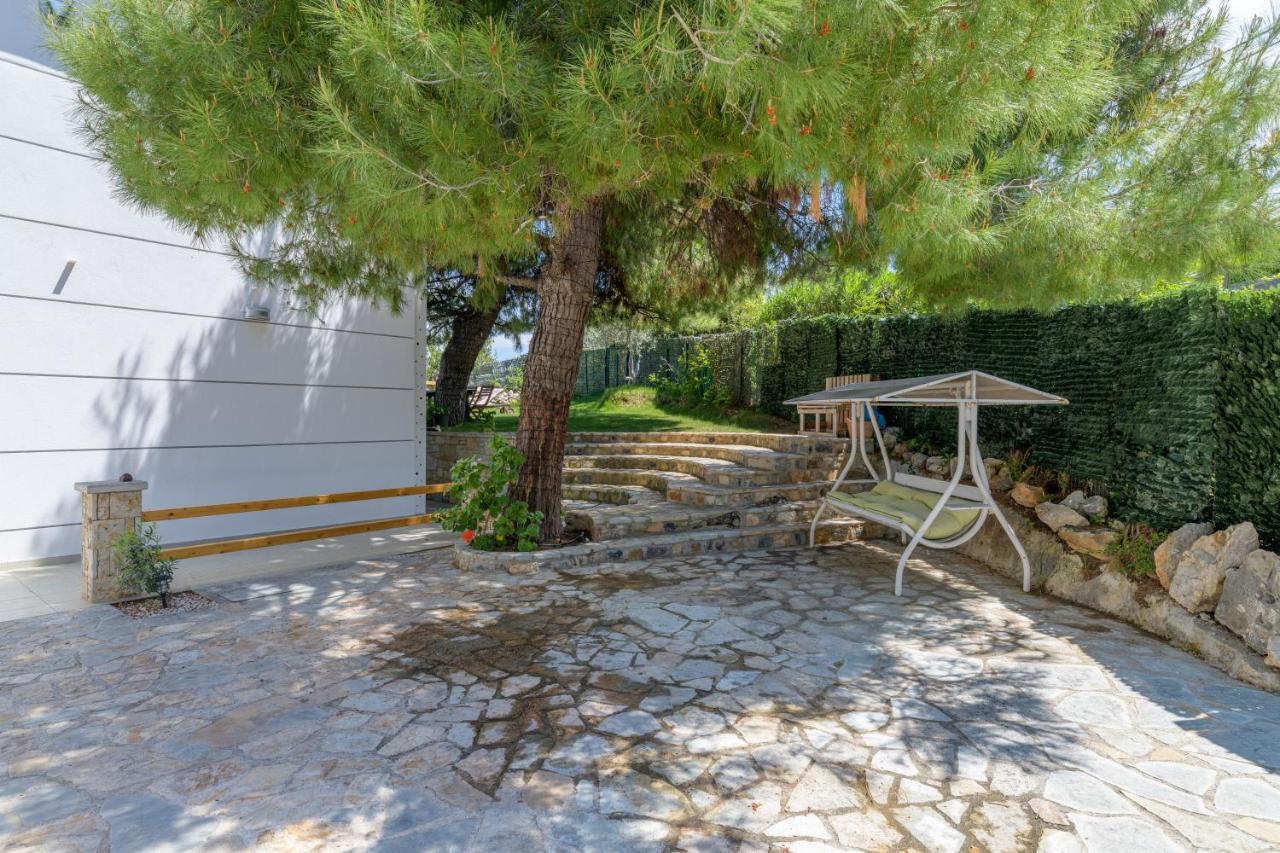 Crystal Beach Villa Халкис Екстериор снимка